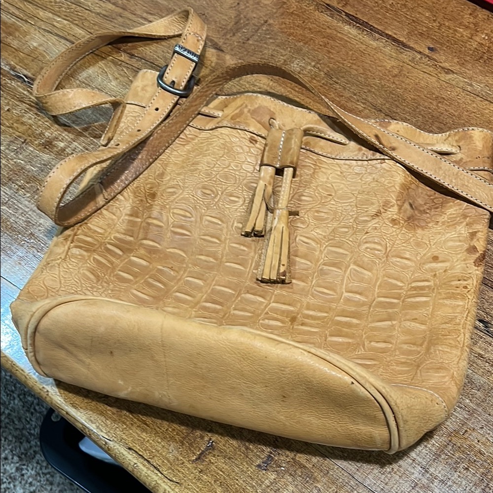 Unisa Bucket Tan Leather Women’s Bag